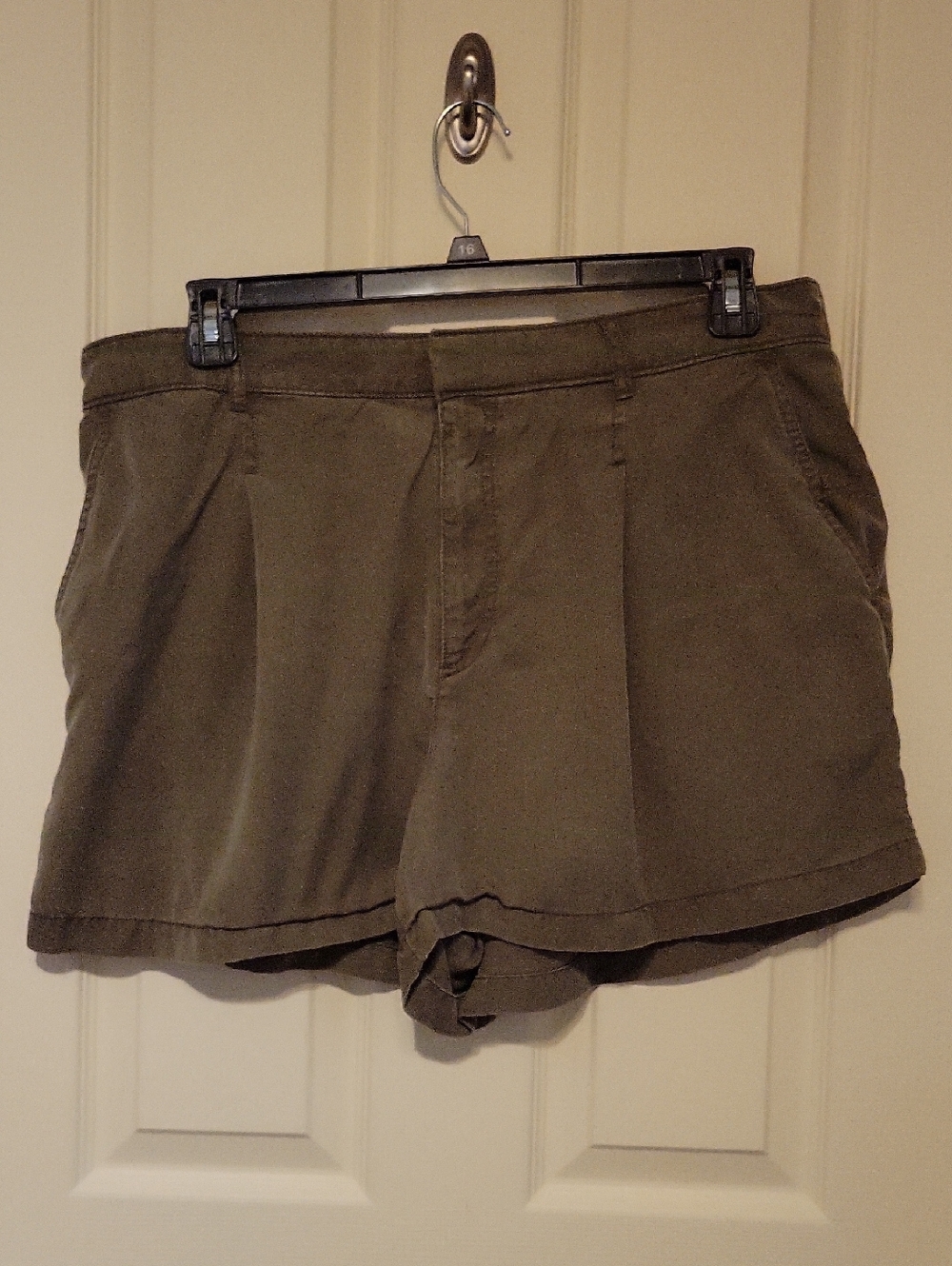 LOFT Olive Green Women's Shorts